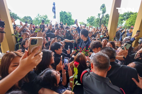 รูป-รมต.ศึกษาธิการ พบ โรงเรียนหมอนทองวิทยา จาก กระแส”หมอนทองฟีเวอร์" สู่การผลักดันการพัฒนาและส่งเสริมการกีฬาในโรงเรียนที่ด้อยโอกาส-18