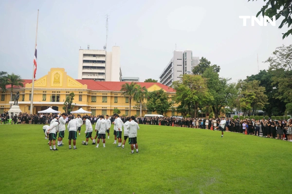 รูป-รมต.ศึกษาธิการ พบ โรงเรียนหมอนทองวิทยา จาก กระแส”หมอนทองฟีเวอร์" สู่การผลักดันการพัฒนาและส่งเสริมการกีฬาในโรงเรียนที่ด้อยโอกาส-23