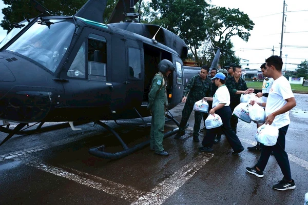 รูป-3 ผู้นำเครือซีพี ผนึกทุกกลุ่มธุรกิจรวมพลังสู้วิกฤตใต้-6