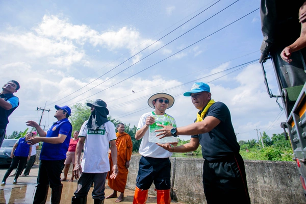 รูป-ซีพีอาสา ส่งต่อความช่วยเหลือ บรรเทาความเดือดร้อนผู้ประสบอุทกภัยพัทลุง-24