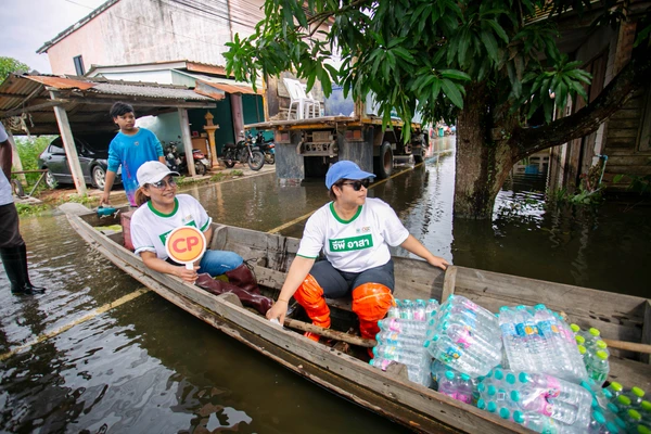 รูป-ซีพีอาสา ส่งต่อความช่วยเหลือ บรรเทาความเดือดร้อนผู้ประสบอุทกภัยพัทลุง-5