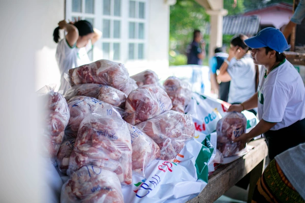 รูป-ซีพีอาสา ส่งต่อความช่วยเหลือ บรรเทาความเดือดร้อนผู้ประสบอุทกภัยพัทลุง-32