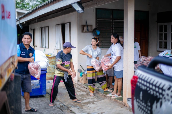 รูป-ซีพีอาสา ส่งต่อความช่วยเหลือ บรรเทาความเดือดร้อนผู้ประสบอุทกภัยพัทลุง-28