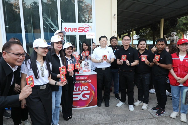 รูป-ซีอีโอ “ศุภชัย” นำ “ซีพีอาสา” ลงพื้นที่อุบลฯ หนุนอุปกรณ์แพทย์-เยี่ยมผู้อพยพ-4