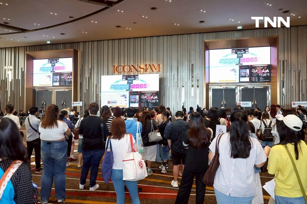 รูป-บรรยากาศ Amazing Thailand Countdown 2026 at ICONSIAM วันแรกสุดคึกคัก-5
