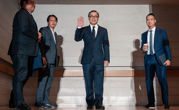 "สีหศักดิ์ พวงเกตุแก้ว" ไทยจะรับมือ "ทรัมป์" อย่างไร เมื่อระเบียบโลกสั่นคลอน