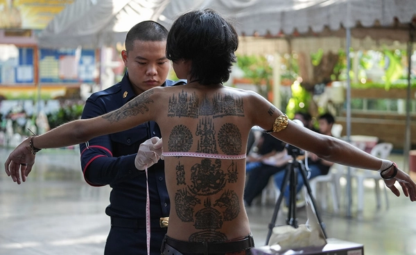 ทบ.เผย ออกระเบียบ "รอยสักนอกร่มผ้า” ชี้เป็นวินัย รักษาภาพลักษณ์องค์กร