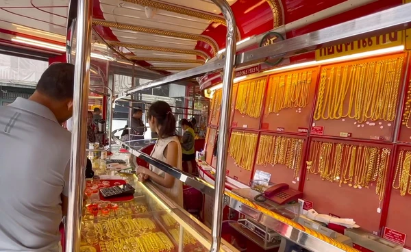 ลุ้นทองไทยพุ่งแตะ 1 แสน คาดวิกฤตตะวันออกกลางบานปลาย