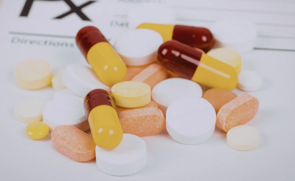 อย. ยืนยันไทยมียาสำรองพอใช้ 3 เดือน วิกฤตเบากว่าโควิด 