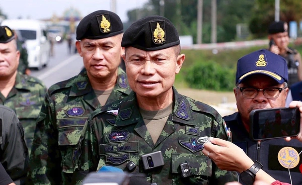 แม่ทัพภาคที่ 4 สั่งคุมเข้มชายแดนใต้ หลังป่วนปั๊มน้ำมัน 11 จุด