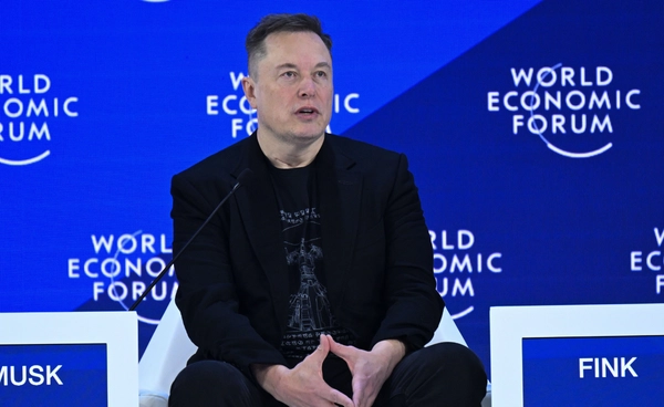 อัยการปารีสสั่งบุกตรวจสำนักงานแพลตฟอร์ม X ของ "อีลอน มัสก์" หลังมีคนร้องอัลกอริทึมไม่เหมาะสม 