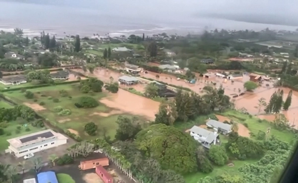 ฝนถล่ม “รัฐฮาวาย” น้ำท่วมหนักสุดในรอบ 20 ปี อพยพประชาชนออกจากพื้นที่