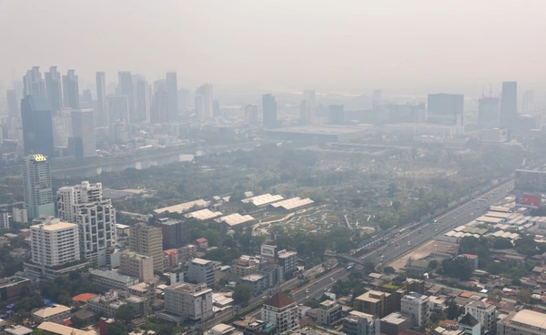 กทม.ฝุ่นพุ่ง 40 เขต เหตุไฟไหม้หญ้า-ลมเปลี่ยนทิศ เตือนเฝ้าระวังต่อ 2-3 วัน