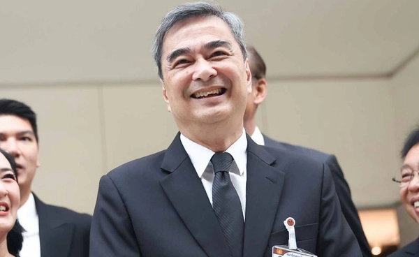 “อภิสิทธิ์” นำทีมสส. พรรคประชาธิปัตย์ รายงานตัว ยังไร้สัญญาณเทียบเชิญร่วมรัฐบาล 