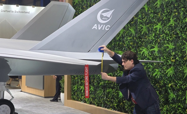 ดราม่าสิงคโปร์แอร์โชว์ จีนซัดกลับผู้ก่อตั้ง Anduril หลังโพสต์ล้อเลียนเครื่องบินรบ J-35A