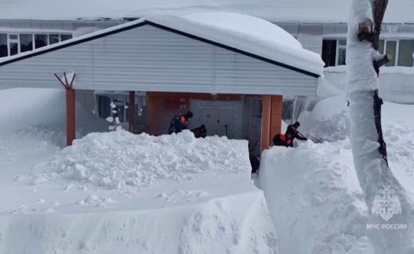พายุหิมะถล่ม “รัสเซีย” หนักที่สุดในรอบ 30 ปี หิมะถล่มทับชาย 2 รายเสียชีวิต