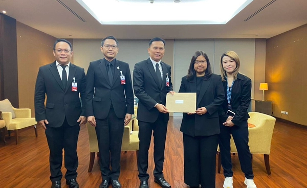 กกต. ยื่นหนังสือต่อธปท. ขอรายละเอียดการโอน-เบิกจ่ายเงินที่ผิดปกติช่วงเลือกตั้ง