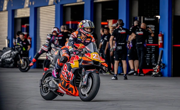 อคอสต้า คว้าแชมป์สปรินท์ครั้งแรก มาร์ค ยอมคืนอันดับ