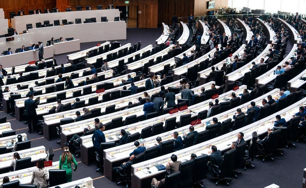 สภาผู้แทนราษฎร ออกประกาศการแต่งกายของ สส. ไม่จำเป็นต้องสวมสูทเข้าประชุม