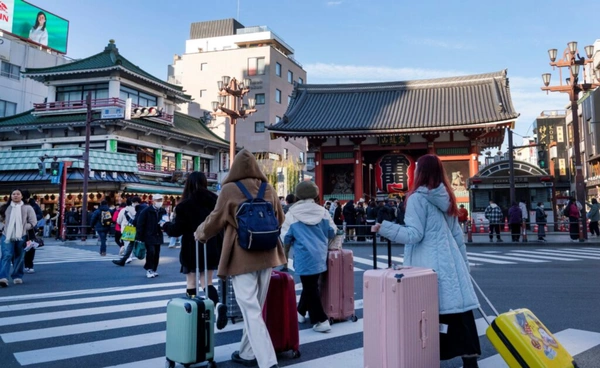 ญี่ปุ่นเตรียมเพิ่มเพดานค่าธรรมเนียมวีซ่าต่างชาติ เปลี่ยนสถานะพำนัก ขอที่อยู่ถาวร 