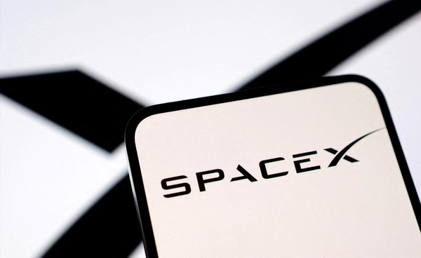 ลือ SpaceX ร่วมโครงการลับ ผลิตฝูง “โดรน”อัตโนมัติสั่งการด้วยเสียงให้กลาโหมของอเมริกา มูลค่า 3 พันล้านบาท