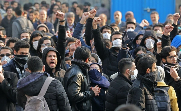 อิหร่านจัดชุมนุมที่มหาวิทยาลัยหลายแห่ง ไว้ทุกข์ให้ผู้เสียชีวิตจากเหตุประท้วงรุนแรง