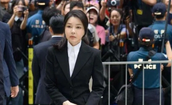 อดีตสุภาพสตรีหมายเลข 1 เกาหลีใต้ ถูกตัดสินจำคุก 20 เดือน ข้อหารับสินบน