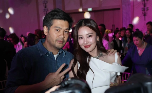  "นุ่น–ต๊อด" ขึ้นศาลไกล่เกลี่ยคดีฟ้องหมอดูชื่อดัง เรียกค่าเสียหาย 20 ล้าน กระทบชื่อเสียง–ครอบครัว