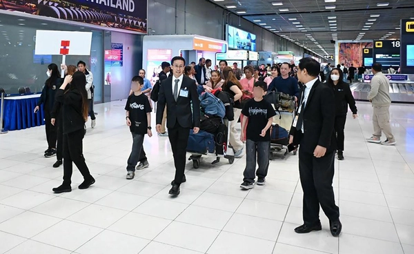 กต.เร่งอพยพคนไทยออกจากอิหร่านอีก 2 รอบ ย้ำพิจารณาออกจากพื้นที่ 