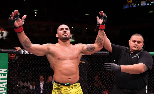 เปตริโน ออกโรงเตือน อัสปลุนด์   จับทางให้ทัน! ในศึก UFC อาทิตย์นี้