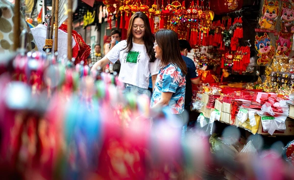 "ตรุษจีน69" คาดเงินสะพัด 5.4 หมื่นล้าน สูงสุดรอบ 6 ปี บรรยากาศเลือกตั้ง หนุนคนจับจ่าย