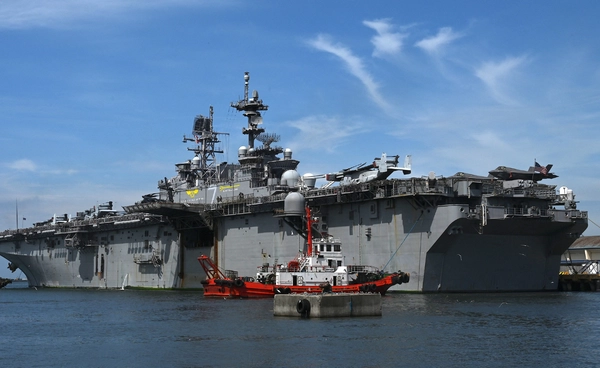 จับตา USS Tripoli มุ่งหน้าไปตะวันออกกลาง ขนนาวิกโยธิน-หน่วยรบภาคพื้นดิน มาเสริม