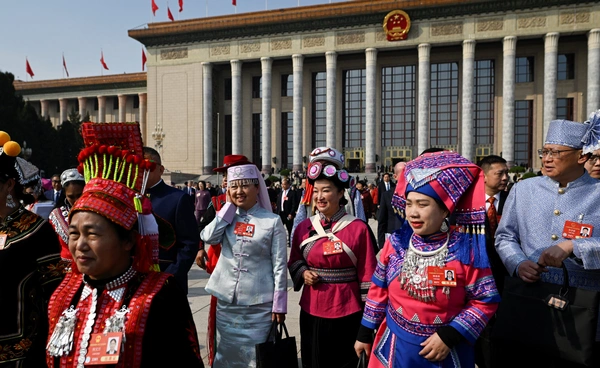 จีนผ่านกฎหมายชาติพันธุ์ เด็กต้องเรียนภาษาจีนกลาง เพื่อส่งเสริมความเป็นเอกภาพ