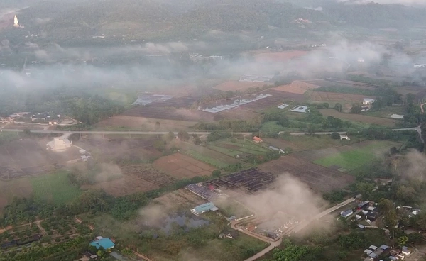 “ลำปาง” อากาศแปรปรวน อากาศเย็นตอนเช้า กลางวันร้อนสลับฝนตก