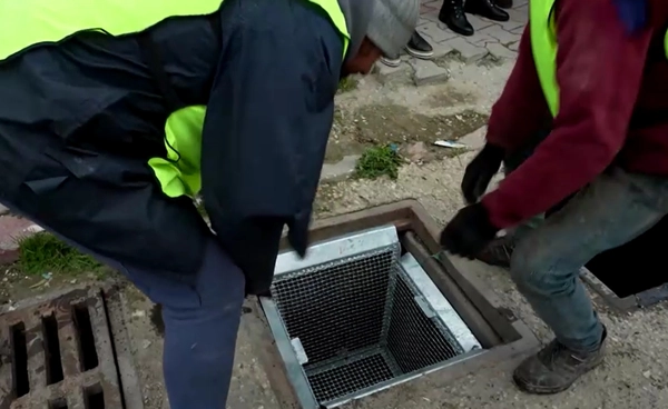 ตูนิเซียสุดเจ๋ง! ติดตะกร้าดักขยะในท่อ  หยุดขยะหลายร้อยตันก่อนถึงทะเล