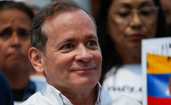 คนสนิทของ "มาชาโด" ถูกลักพาตัวโดยชายติดอาวุธ หลังเพิ่งได้รับการปล่อยตัวจากเรือนจำ 