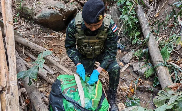 กองกำลังผาเมืองปะทะขบวนการค้ายา ยึดไอซ์ 232 กก. แม่ฟ้าหลวง