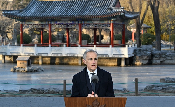 แคนาดาลดภาษีรถ EV จีน 100%