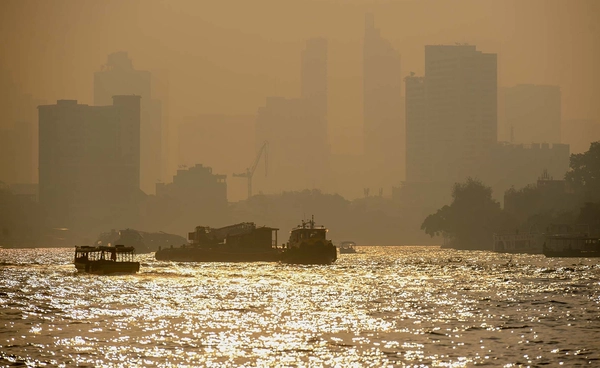 ค่าฝุ่น PM2.5 กทม.เช้านี้พุ่งสูงเกินมาตรฐานทุกพื้นที่  “บางรัก” แชมป์ฝุ่น