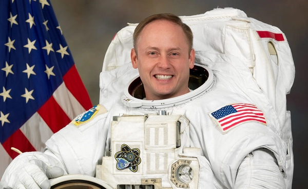 นักบิน “NASA” เผยนาทีระทึก “สูญเสียการพูดเฉียบพลัน” บนสถานี ISS จนต้องกลับโลก