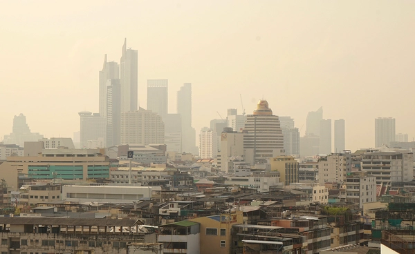 สถานการณ์ฝุ่น PM 2.5 แนวโน้มเพิ่มสูงขึ้น  7 เขตกรุงเทพฯ เกินมาตรฐาน