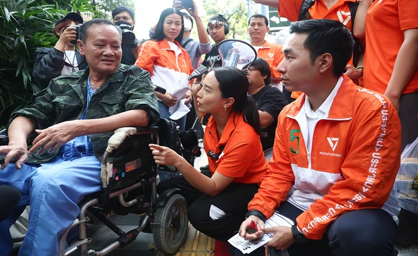 ‘รักชนก’ ชวนโหวตคว่ำระเบียบเลือกตั้งบอร์ด สปส. ยืนยันกองทุนประกันสังคมต้องเป็นหลักประกันในชีวิตที่ดีที่สุดของมนุษย์เงินเดือน