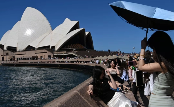 “ออสเตรเลีย” เดือดทะลุสถิติ อุณหภูมิพุ่งสูงเกือบ 50 องศาฯ “เมลเบิร์น” ร้อนที่สุดในรอบ 17 ปี