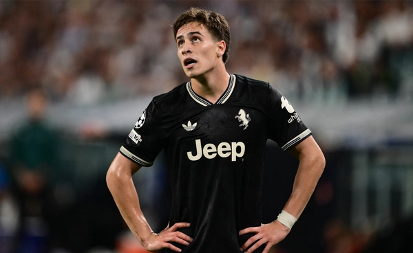 ผลฟุตบอล ยูฟ่า แชมเปี้ยนส์ ลีก : ม้าลายช็อก! บุกพ่ายกาลาฯ ยับ 5-2 เสี่ยงตกรอบเพลย์ออฟ