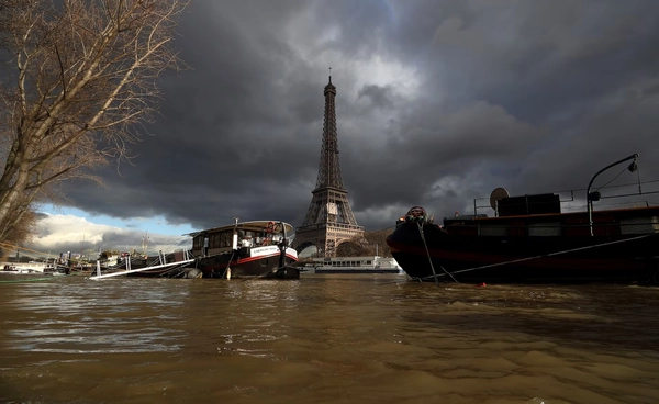 “ฝรั่งเศส” ฝนถล่มไม่หยุด ฝนตกยาวนานสุดในประวัติศาสตร์  สะท้อนวิกฤตโลกร้อน