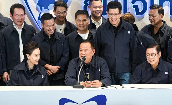 ผลนับคะแนนเลือกตั้ง บุรีรัมย์แลนด์สไลด์พรรคภูมิใจไทยได้สส. 10 เขตยกจังหวัด