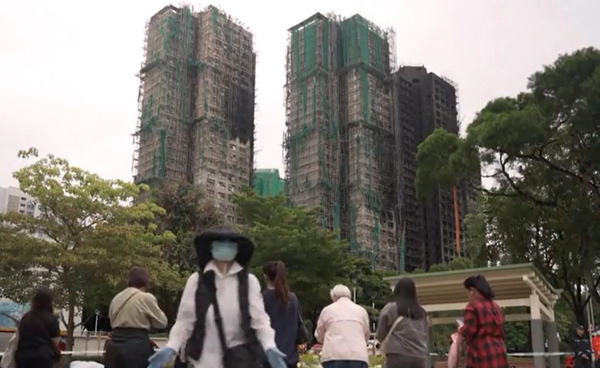 ไฟไหม้ตึกสูงฮ่องกง รัฐบาลเดินหน้าเยียวยา เสนอซื้อคืน-แลกเปลี่ยนที่อยู่อาศัย