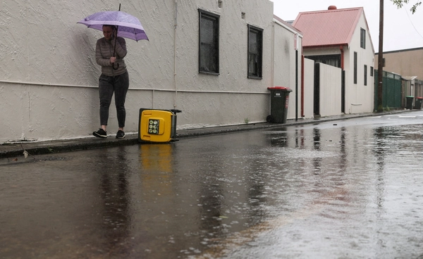 “ออสเตรเลีย” เจออากาศสุดขั้ว ม.ค.เจอร้อนจัดแตะ 50 องศาฯ ก.พ.เจอฝนตกหนักทุบสถิติ!