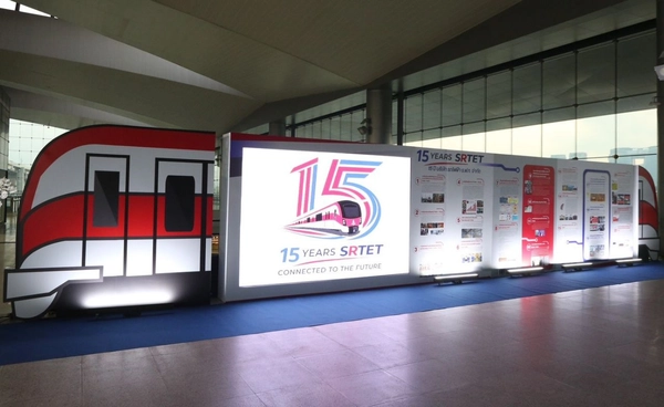 รฟฟท. ครบรอบ 15 ปี ดันสายสีแดงตั๋วเหมาจ่าย 40 บาท ยอดผู้ใช้พุ่ง 60%