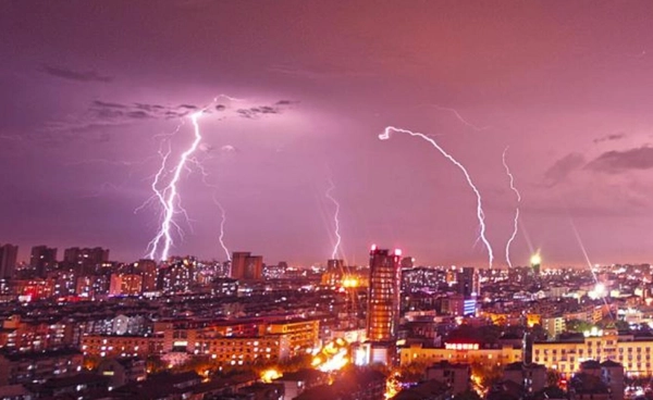 พื้นที่เสี่ยงภัยฝนตกหนักถึงหนักมาก วันที่ 29 กุมภาพันธ์ 2569  .